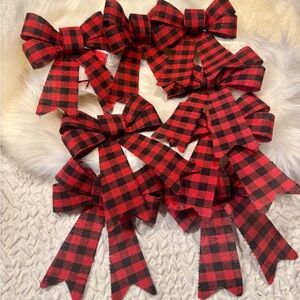 Red and Black Plaid Bow 8 units